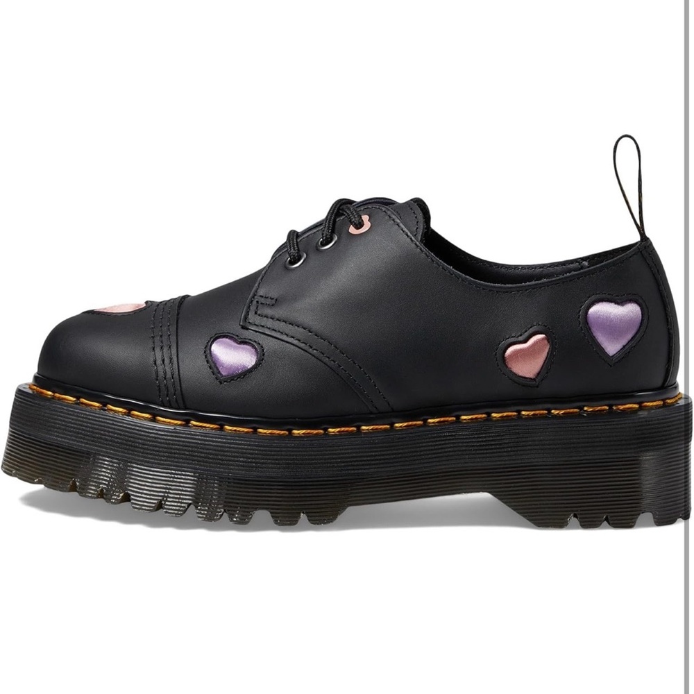 Dr. Martens Womens 1461 Quad Heart Leather Platform Shoe BNIB - Picture 2 of 7